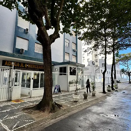 Apartamento 701 nas Pitangueiras - 2 dormitórios - na quadra da praia!-2